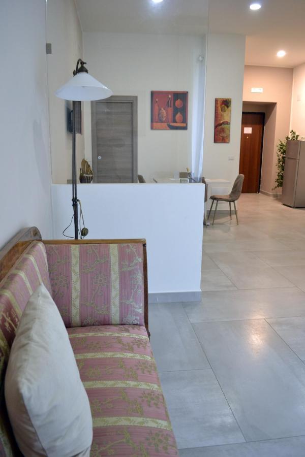 Questo Rinascimento Casa Brigitte ナポリ エクステリア 写真
