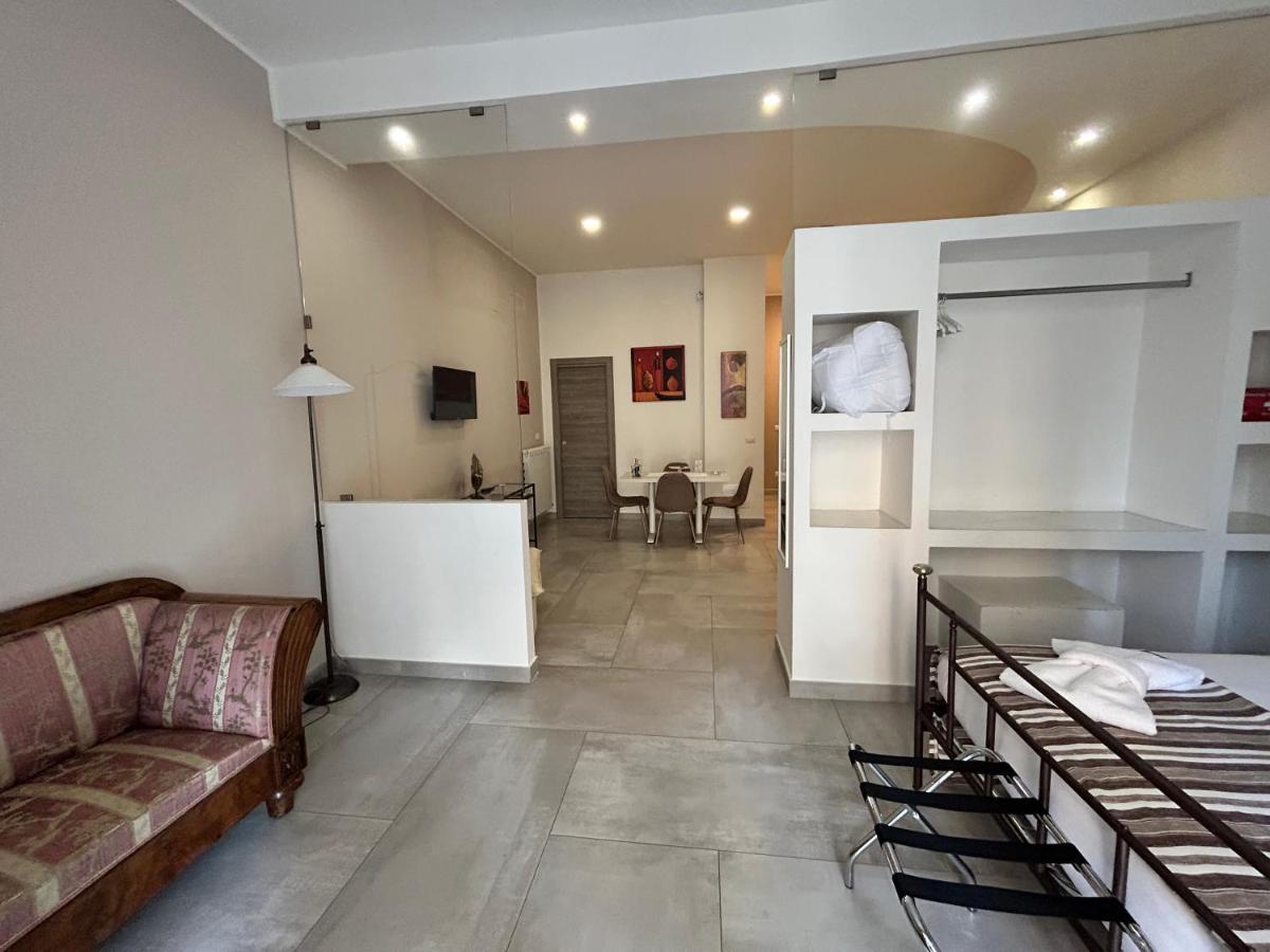 Questo Rinascimento Casa Brigitte ナポリ エクステリア 写真